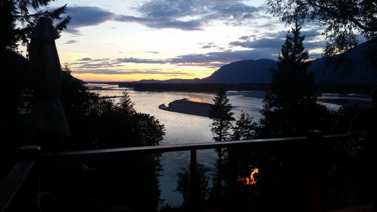 The Fraser River'S Edge B&B Lodge Chilliwack Exteriör bild