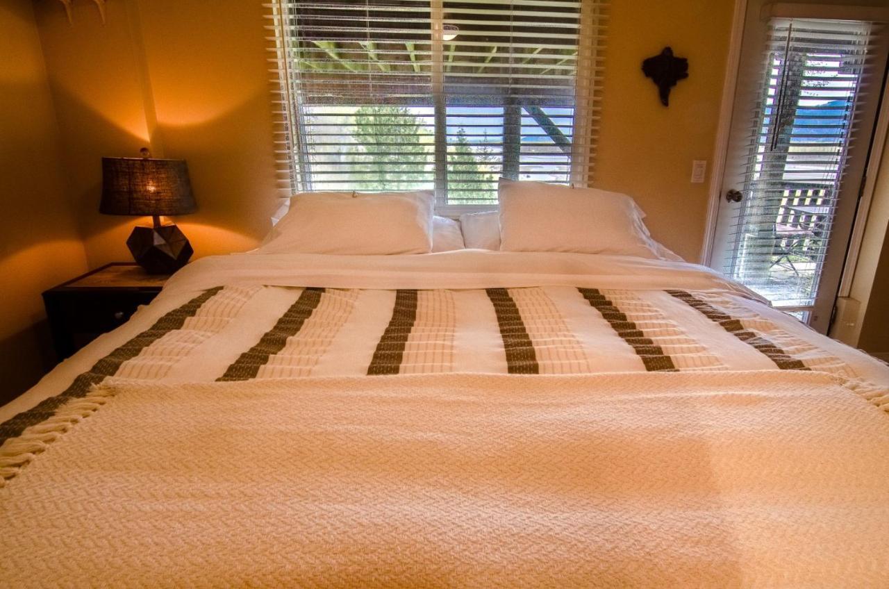 The Fraser River'S Edge B&B Lodge Chilliwack Exteriör bild